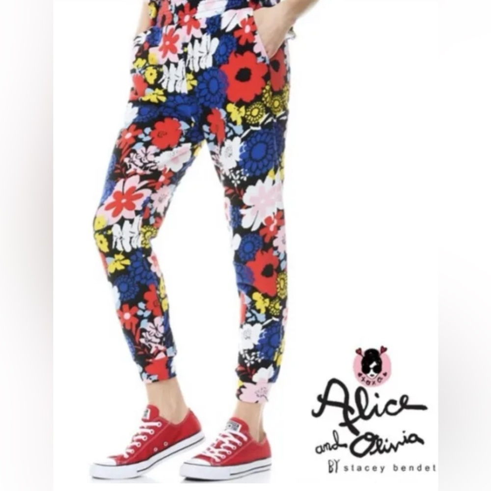 Alice + Olivia Joggers size Small/Petite